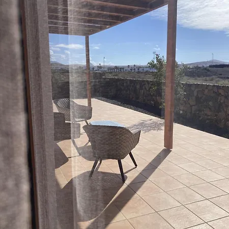 Rosa De La Laguna Villa Lajares