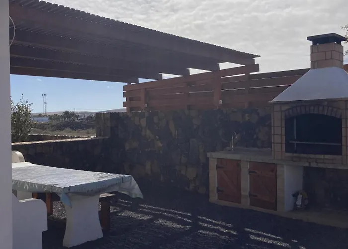 Rosa De La Laguna * Lajares